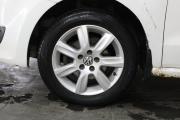 Белый Volkswagen Polo 1.2 MT (70 л.с.) 2009 фото 13