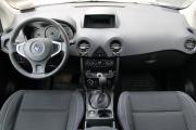 Белый Renault Koleos 2.5 CVT (171 л.с.) 4WD 2012 фото 8