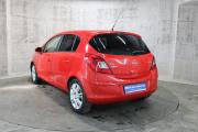 Красный Opel Corsa 1.2 AMT (80 л.с.) 2008 фото 7