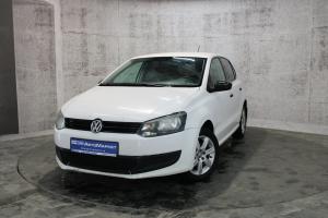 Белый Volkswagen Polo 1.2 MT (70 л.с.) 2009