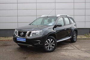 Черный Nissan Terrano 2.0 AT (143 л.с.) 4WD 2020