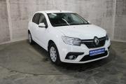 Белый Renault Logan 1.6 MT (113 л.с.) 2020 фото 2