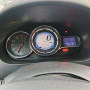 Белый Renault Fluence 1.6 MT (106 л.с.) 2014 фото 10