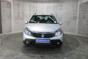 Серебряный Renault Sandero Stepway 1.6 MT (84 л.с.) 2014 фото 1