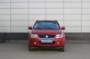 Красный Suzuki Grand Vitara 2.0 MT (140 л.с.) 4WD 2010 фото 1
