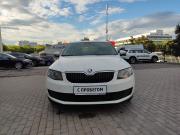 белый Skoda Octavia 1.2 MT (105 л.с.) 2013 фото 3