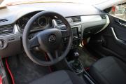 Красный Skoda Rapid 1.6 MT (90 л.с.) 2018 фото 9