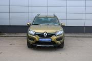 Зеленый Renault Sandero Stepway 1.6 MT (82 л.с.) 2015 фото 1