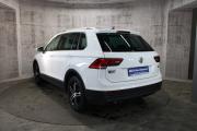 Белый Volkswagen Tiguan 2.0 AMT (180 л.с.) 4WD 2017 фото 7