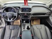 белый Hyundai Santa Fe 2.2d AT (200 л.с.) 4WD 2019 фото 4