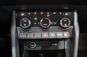 зеленый Skoda Karoq 1.4 AT (150 л.с.) 2021 фото 17