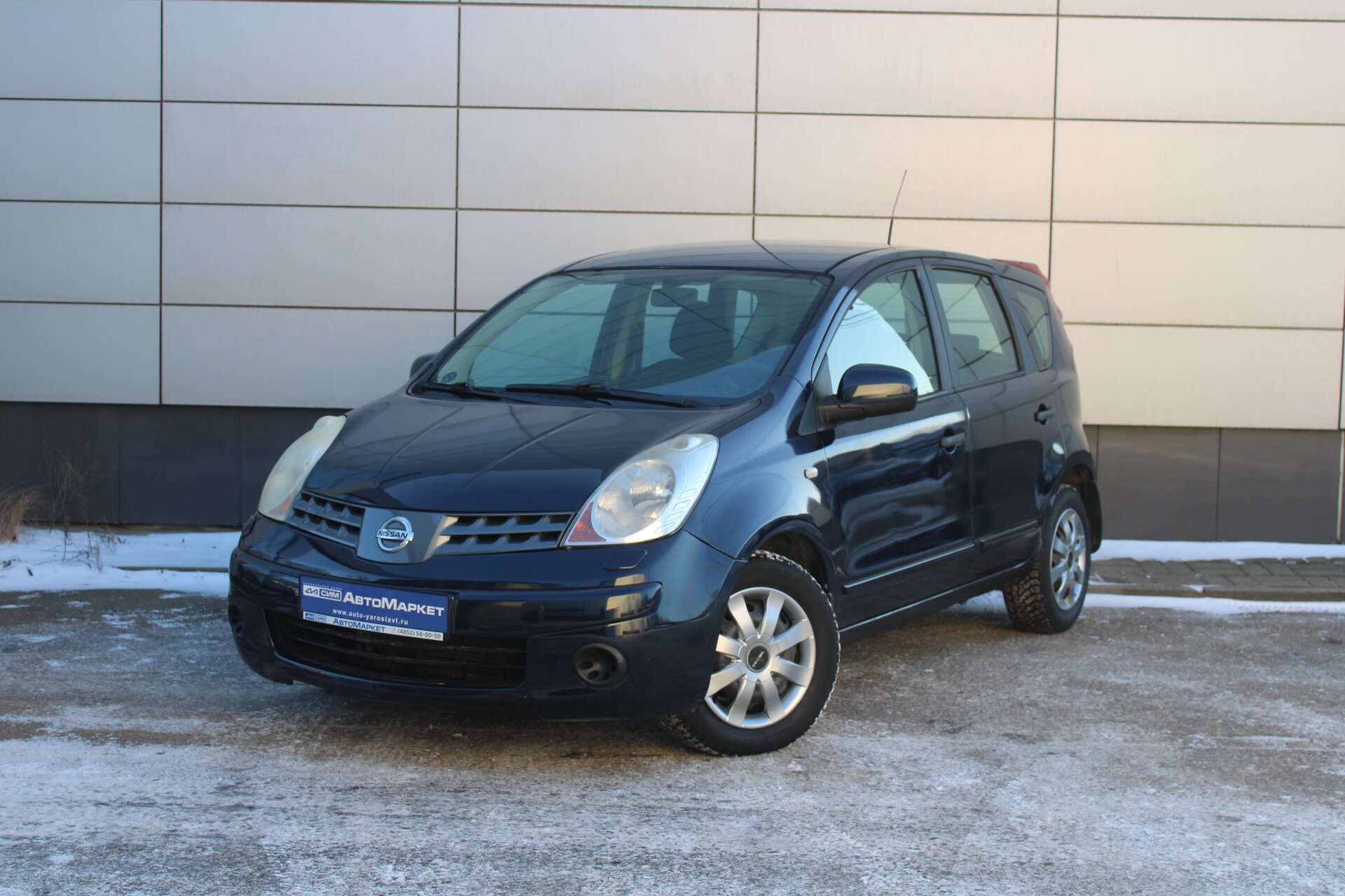 Синий Nissan Note 1.4 MT (88 л.с.) 2008