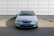 Серебряный Opel Astra 1.4 MT (140 л.с.) 2012 фото 1