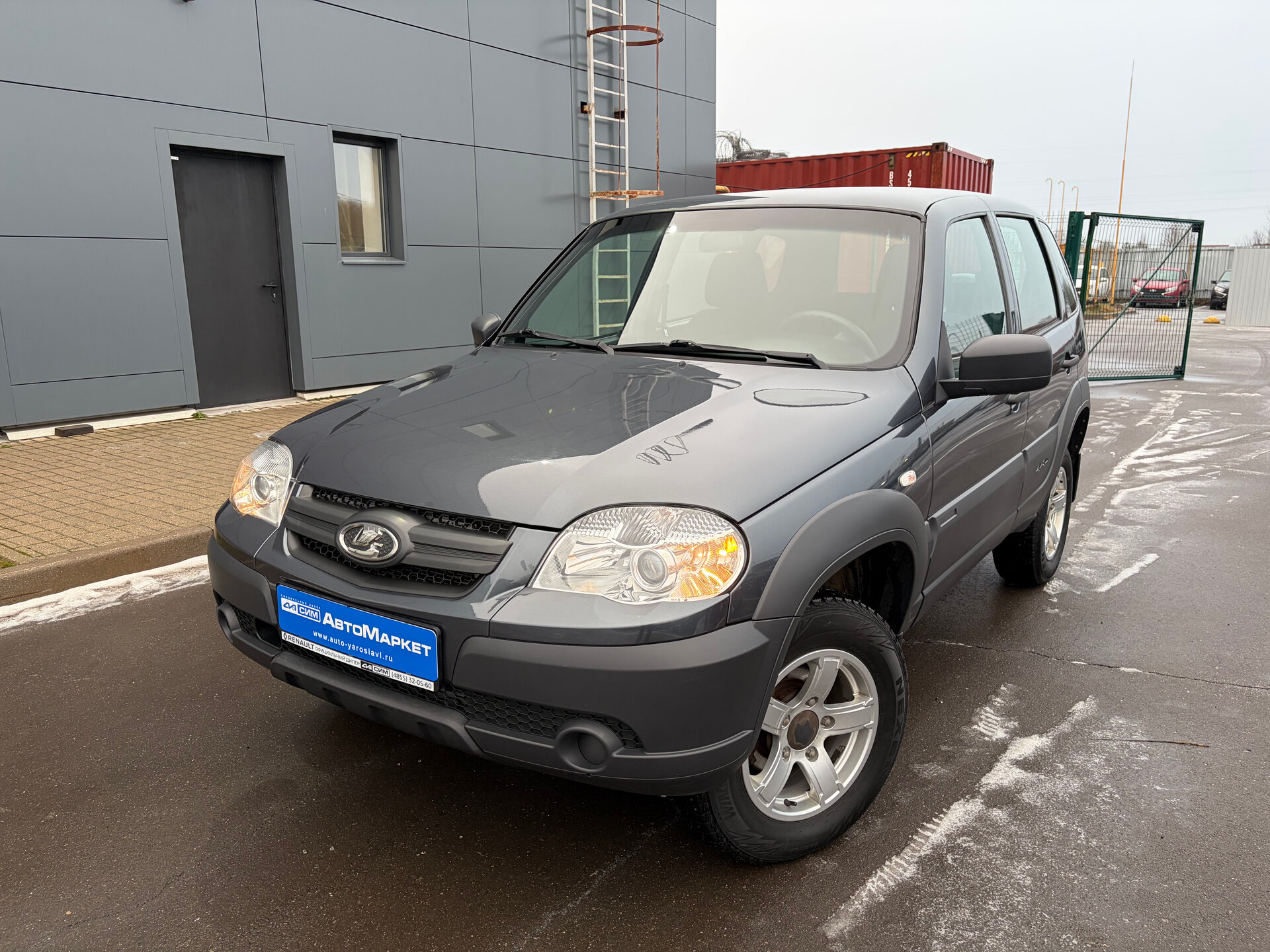 Серый Lada (ВАЗ) Niva 1.7 MT (80 л.с.) 4WD 2020