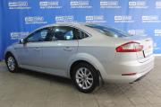 серебряный Ford Mondeo 2.0d AT (140 л.с.) 2010 фото 6