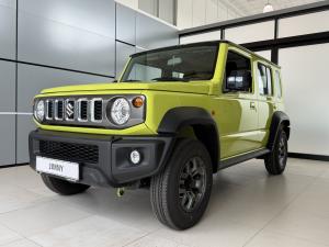 желтый Suzuki Jimny 1.5 AT (105 л.с.) 4WD 2025