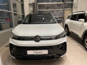 белый Volkswagen Tiguan L Pro 2.0 AMT (220 л.с.) 4WD 2026 фото 12