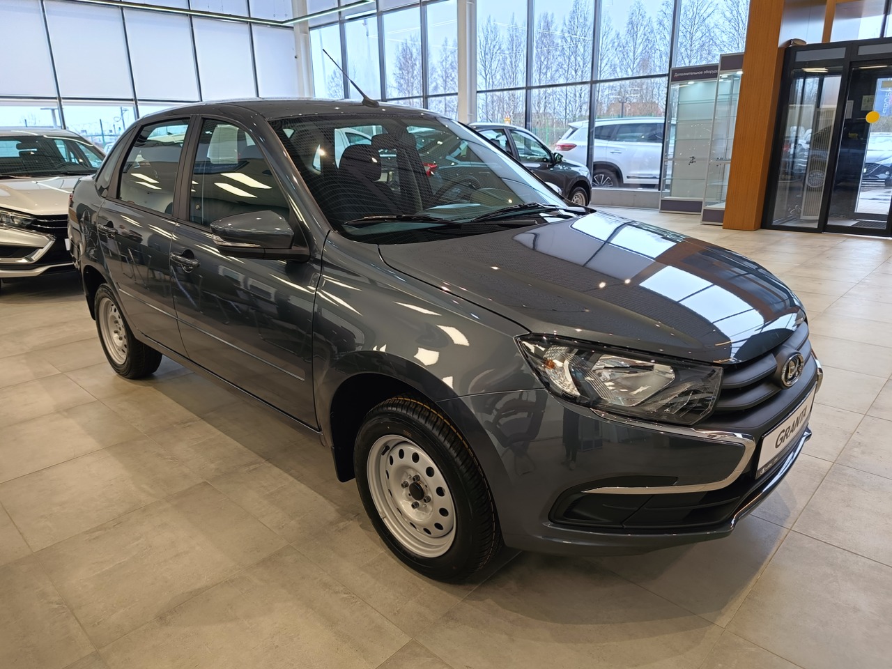 серый Lada (ВАЗ) Granta 1.6 MT (90 л.с.) 2026