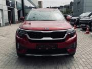 Красный Kia Seltos 1.6 AT (123 л.с.) 2022 фото 1
