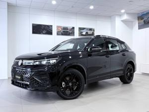Черный Volkswagen Tiguan L Pro 2.0 AMT (220 л.с.) 4WD 2026