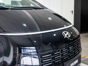 черный Hyundai Staria 1.6hyb AT (245 л.с.) 2026 фото 6