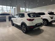белый Kia KX1 1.4 AT (100 л.с.) 2026 фото 8