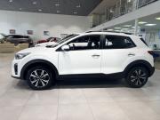 белый Kia KX1 1.4 AT (100 л.с.) 2026 фото 3