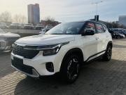 белый Kia Seltos 1.5 CVT (115 л.с.) 2026 фото 1