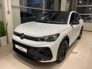 белый Volkswagen Tiguan L Pro 2.0 AMT (220 л.с.) 4WD 2026 фото 9