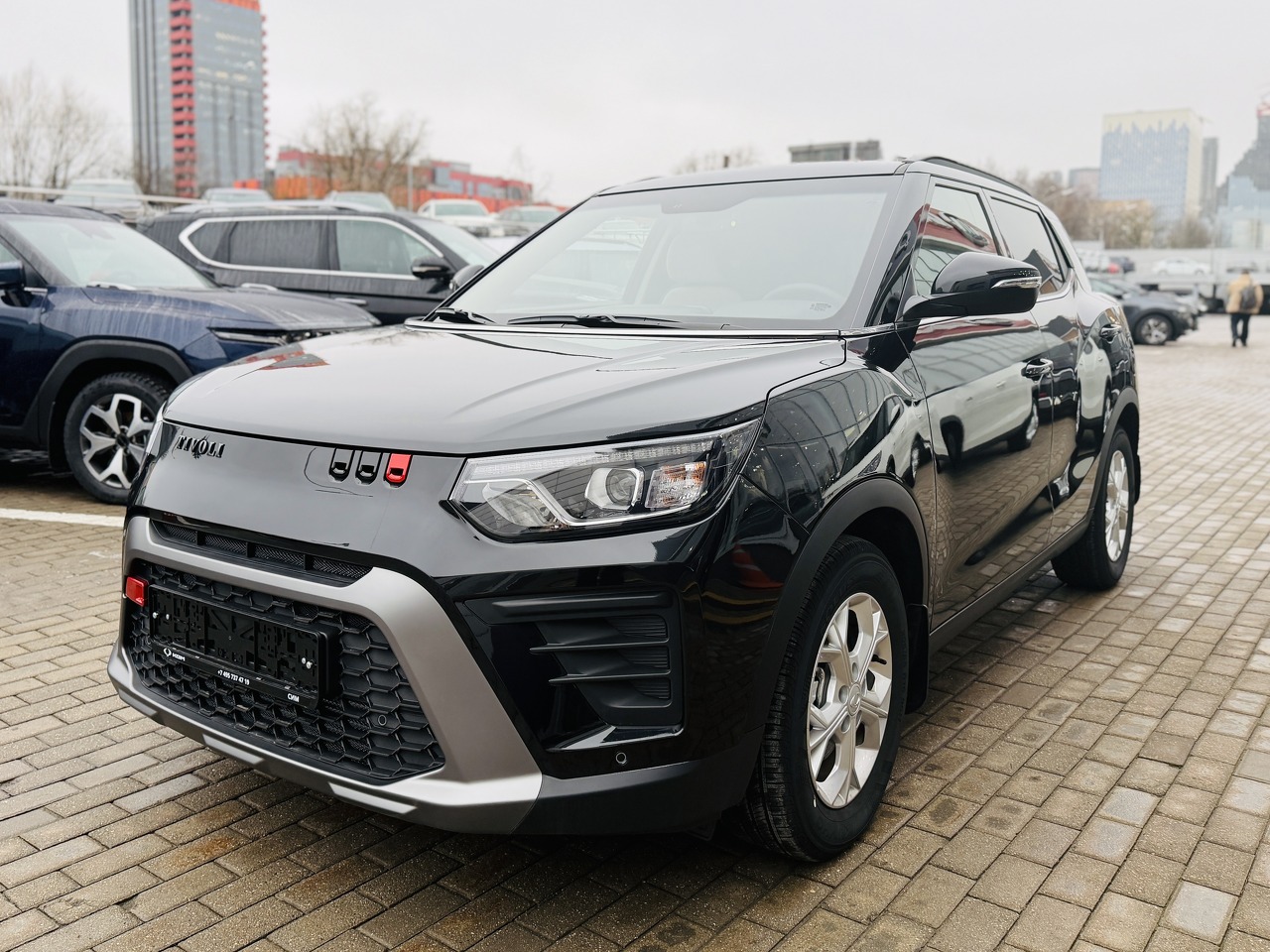 черный KGM Tivoli 1.5 AT (163 л.с.) 2025