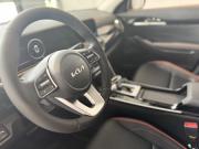 черный Kia Seltos 1.5 CVT (115 л.с.) 2026 фото 8