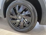 серый Volkswagen Tharu XR 300 TSI 1.5 AMT (160 л.с.) 2026 фото 11