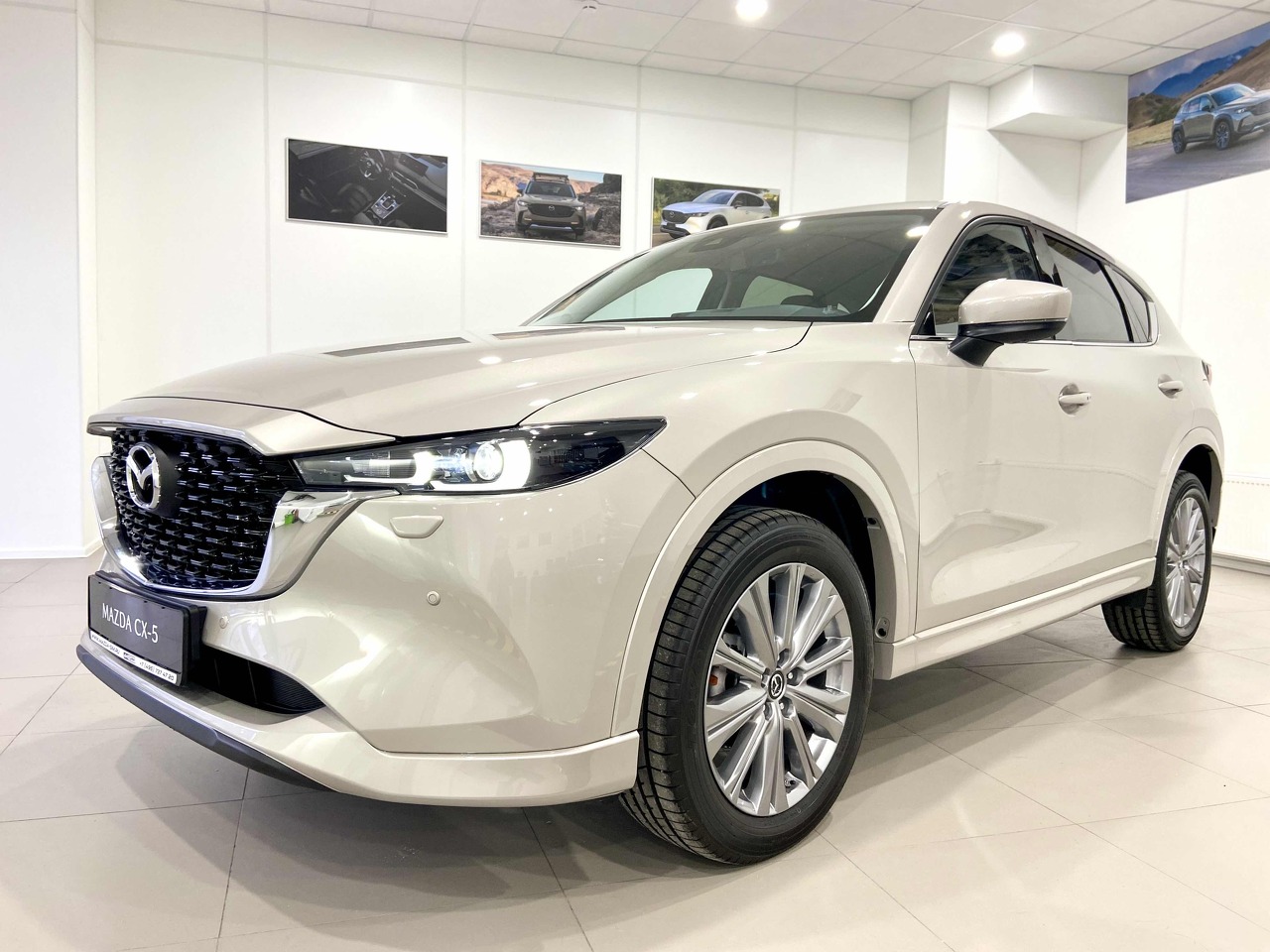 бежевый Mazda CX-5 2.0 AT (150 л.с.) 4WD 2025