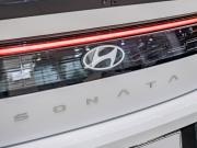 белый Hyundai Sonata 2.0 AT (160 л.с.) 2026 фото 10
