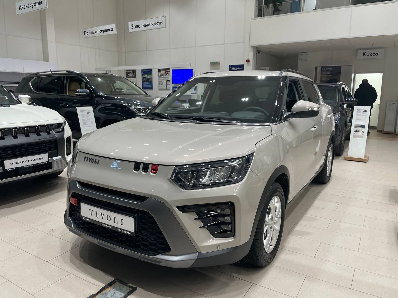 бежевый KGM Tivoli 1.5 AT (163 л.с.) 2024