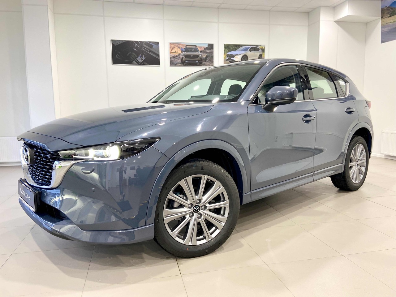 голубой Mazda CX-5 2.0 AT (150 л.с.) 4WD 2025