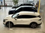 белый Kia Sportage 1.5 AT (200 л.с.) 2026 фото 6